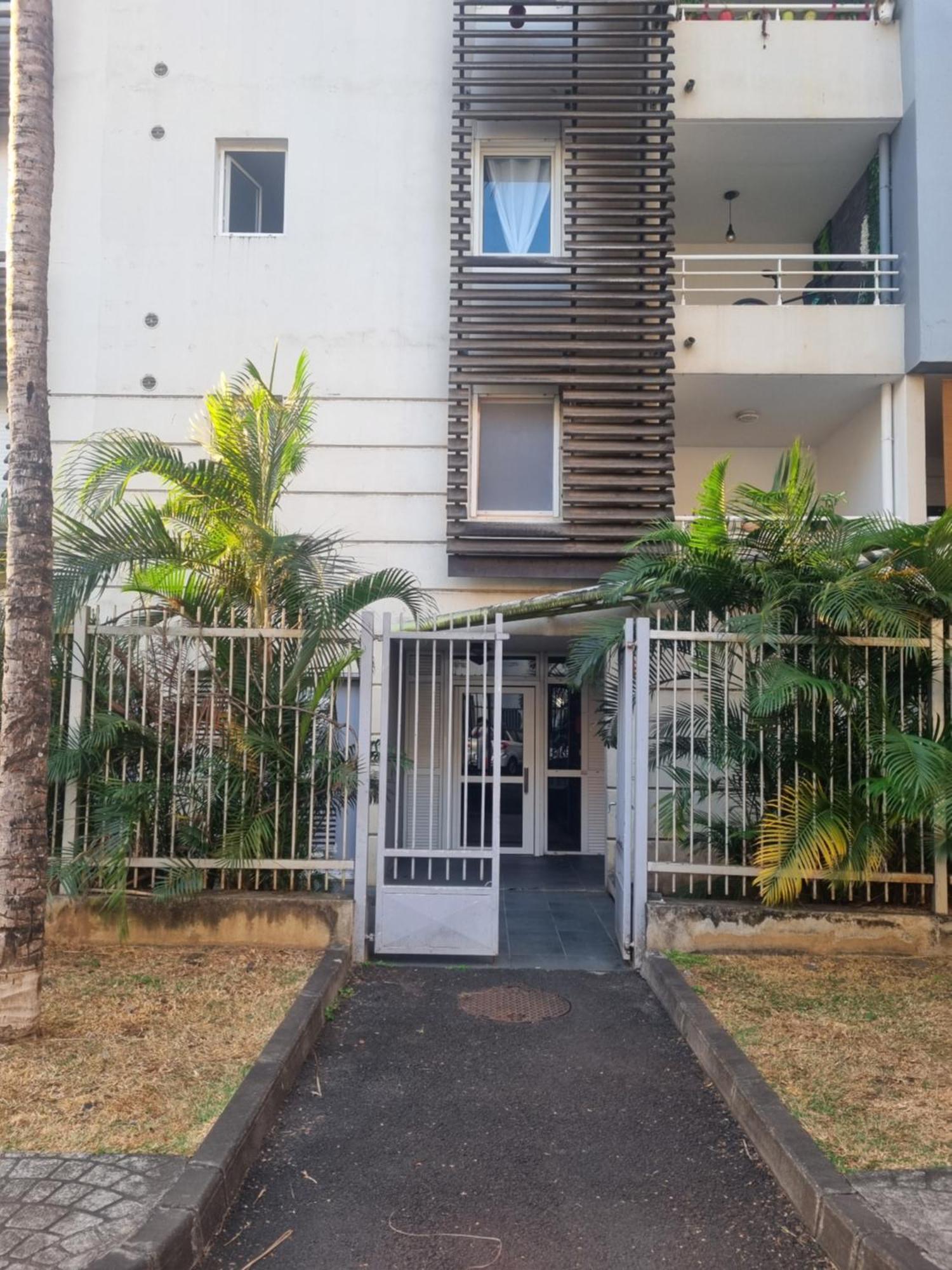 Chambre Chez L'Habitant Cosy Et Moderne, Vue Sur Montagne Saint-Denis Zewnętrze zdjęcie